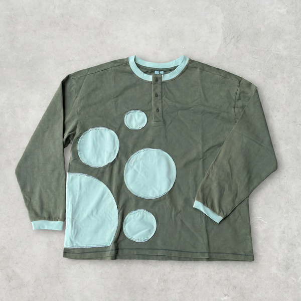 "hiking" tee (sage)